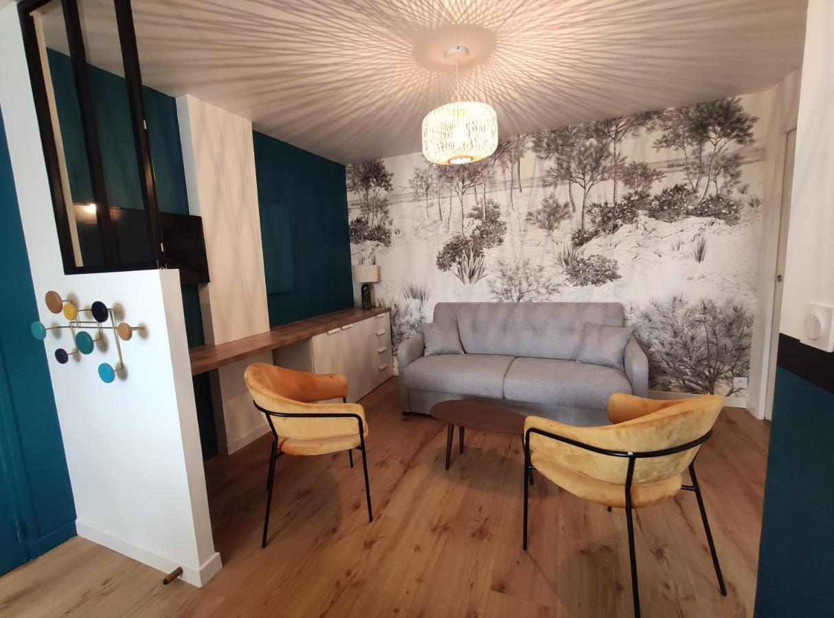 L'Emeraude - Logement Tout Confort - Wifi - Parking - Centre Ville Appartamento Vannes Esterno foto